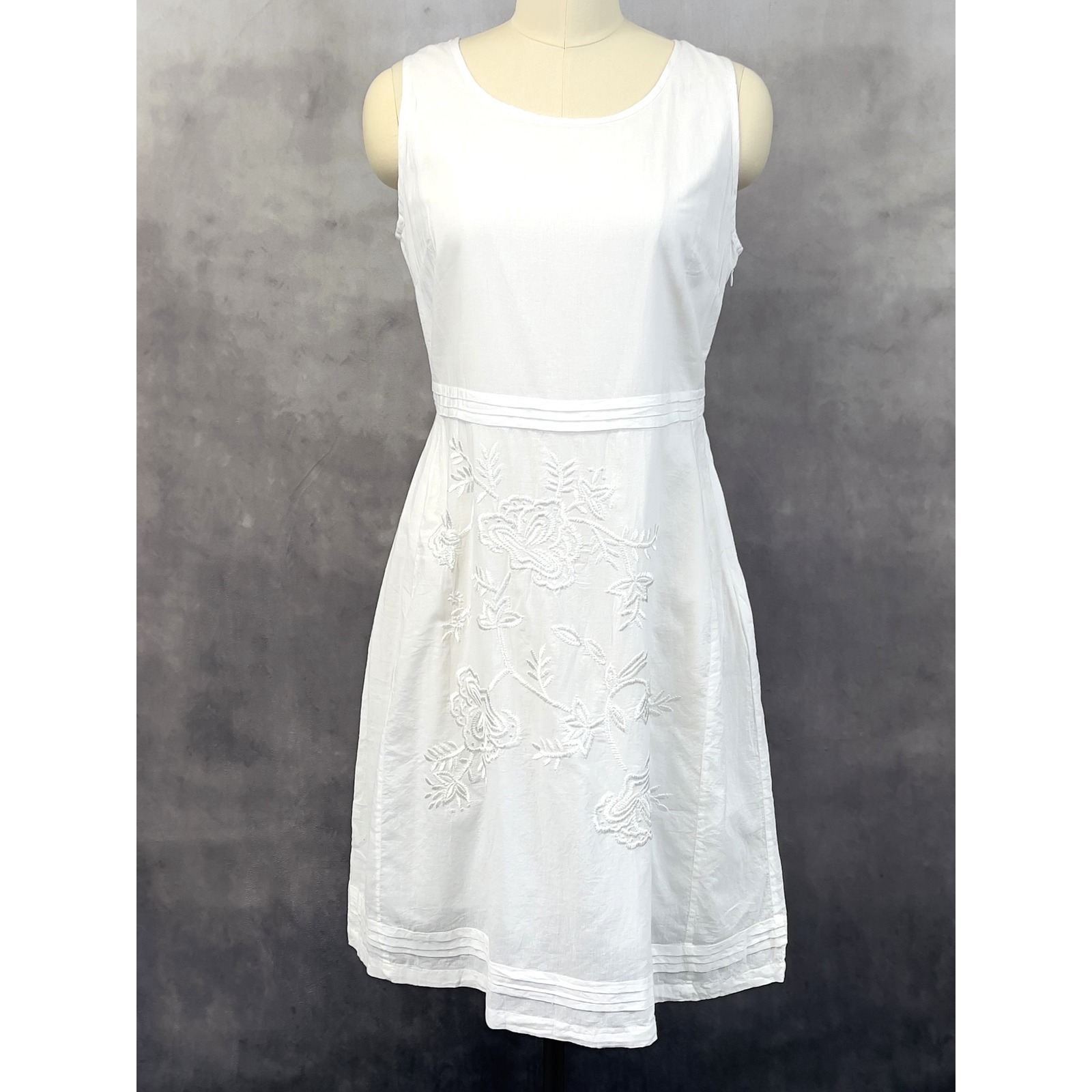 J Peterman Sleeveless Dress Womens 10 Cotton Floral Cottage Romantic Euro Summer